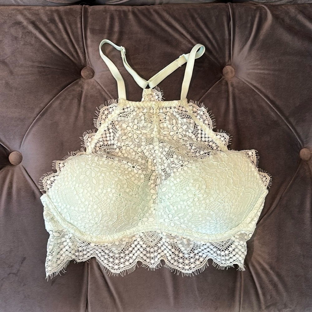 PINK lace bra! Size: woman’s XS